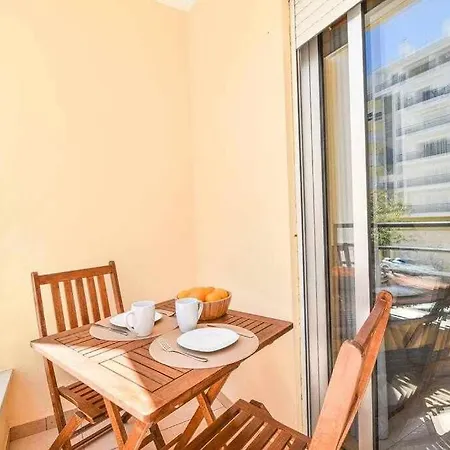 Apartamento Contemporaneo A 3 Minutos Da *